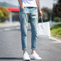 Pantaloni cropped din denim rupt, pentru bărbați