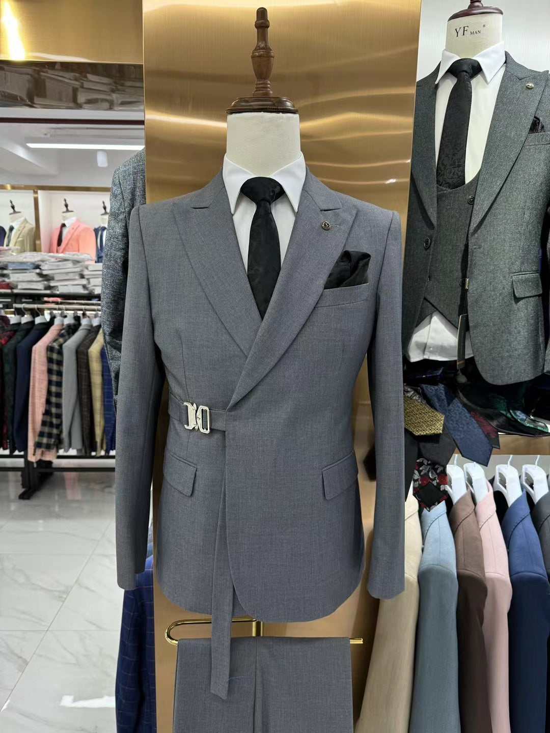 Costum 2 piese pentru bărbați eleganți, de nuntă sau ocazie, stil casual